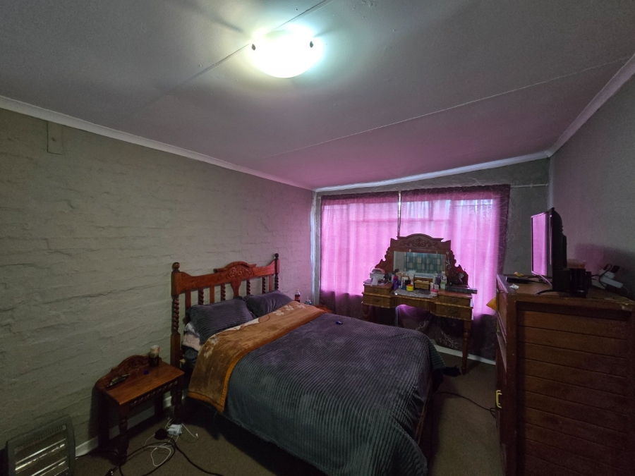 8 Bedroom Property for Sale in Bayswater Free State
